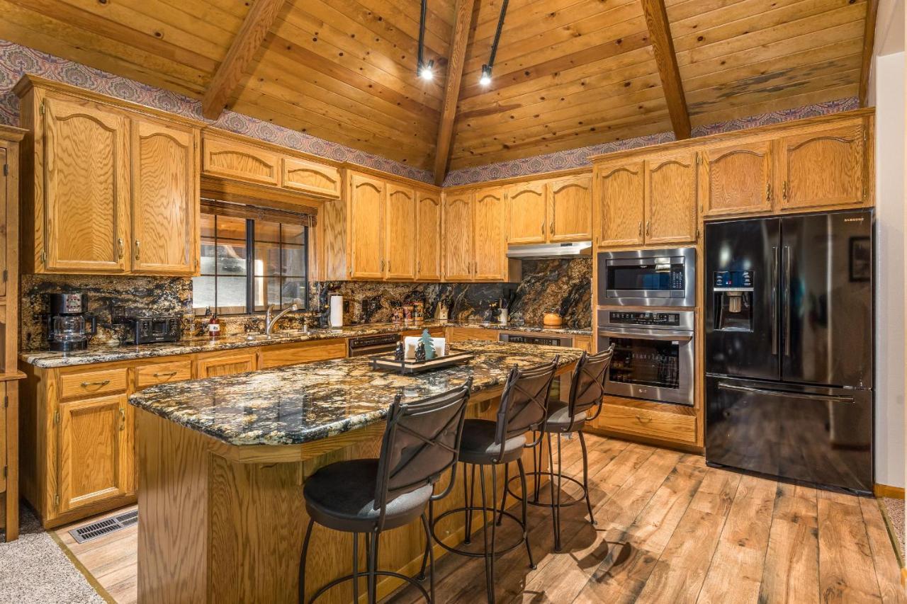 Rock Front Lodge Фиш Камп Екстериор снимка